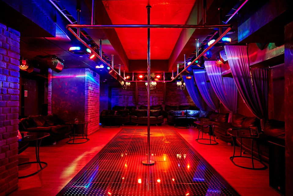 Ночной клуб "Zажигалка"