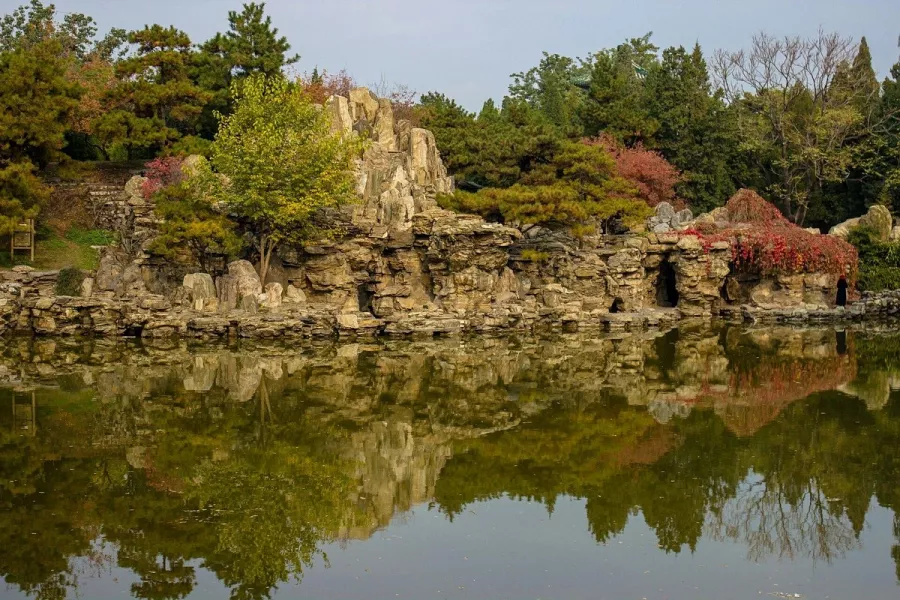Парк Ritan Park (Ritan Gongyuan) в Пекине: Парк, Храмы,