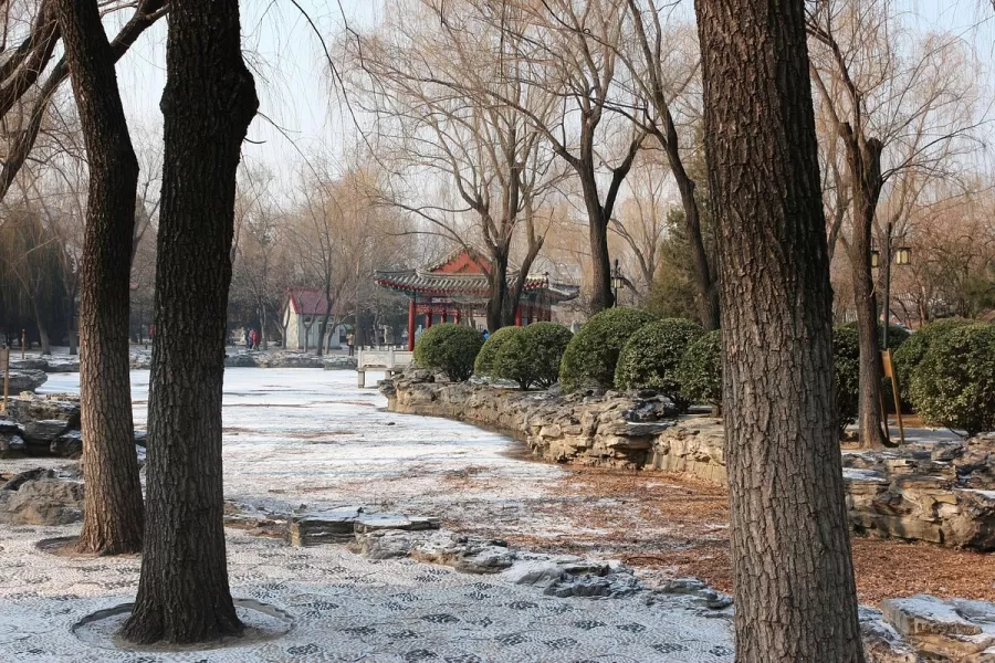Парк Ritan Park (Ritan Gongyuan) в Пекине: Парк, Храмы,