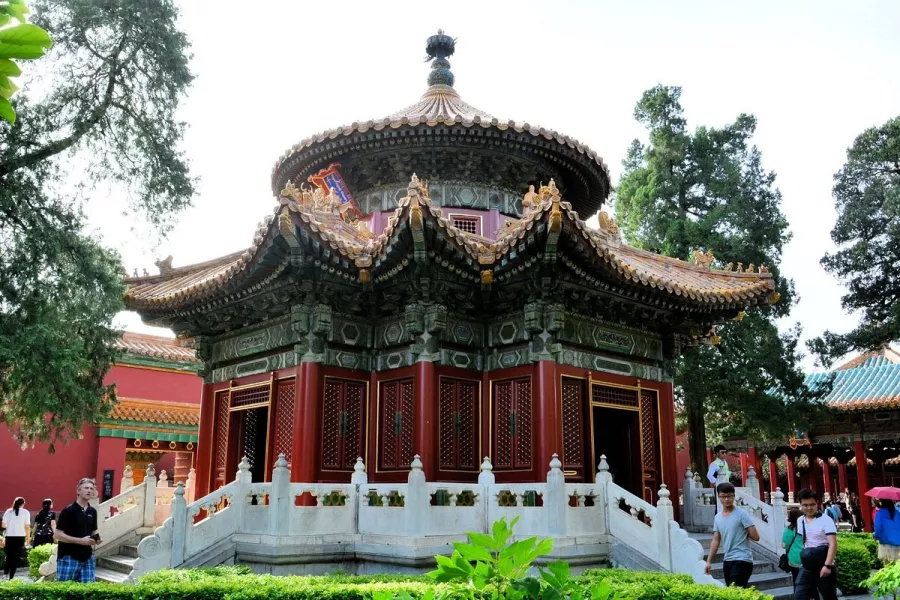 Парк The Imperial Garden of The Palace Museum в Пекине: Сад, Музей,