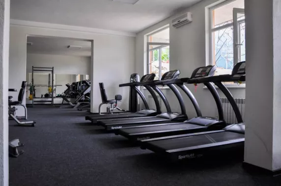 Тренажерный зал "Re-Gym"