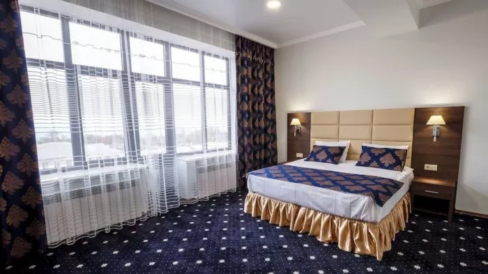 Отель Централ   в  Махачкале