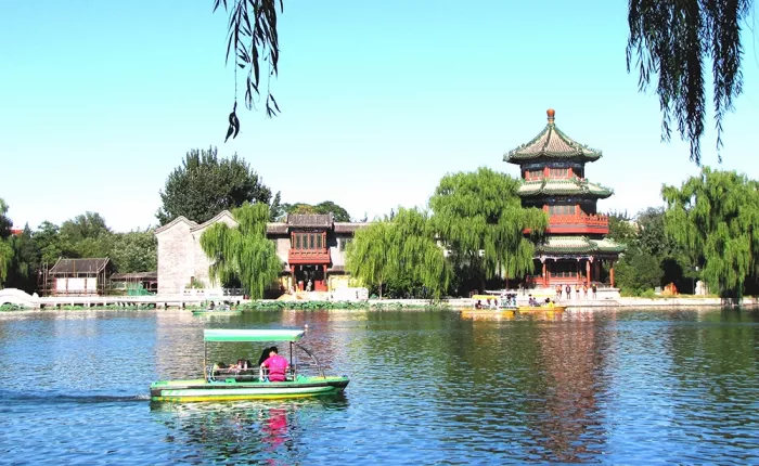 Озеро Qainhai Lake в Пекине
