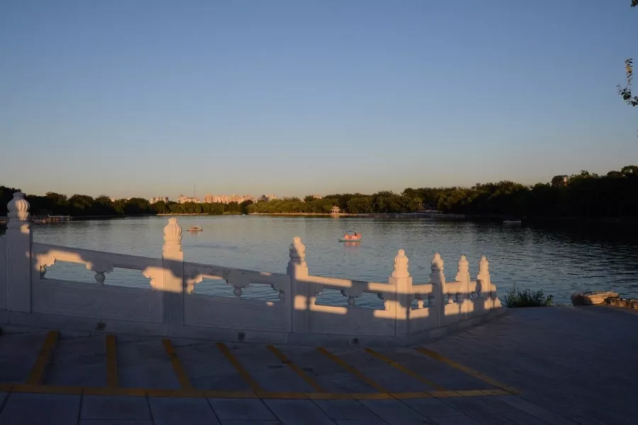 Парк Yuyuantan Park в Пекине: Парк, Озеро, Отдых,