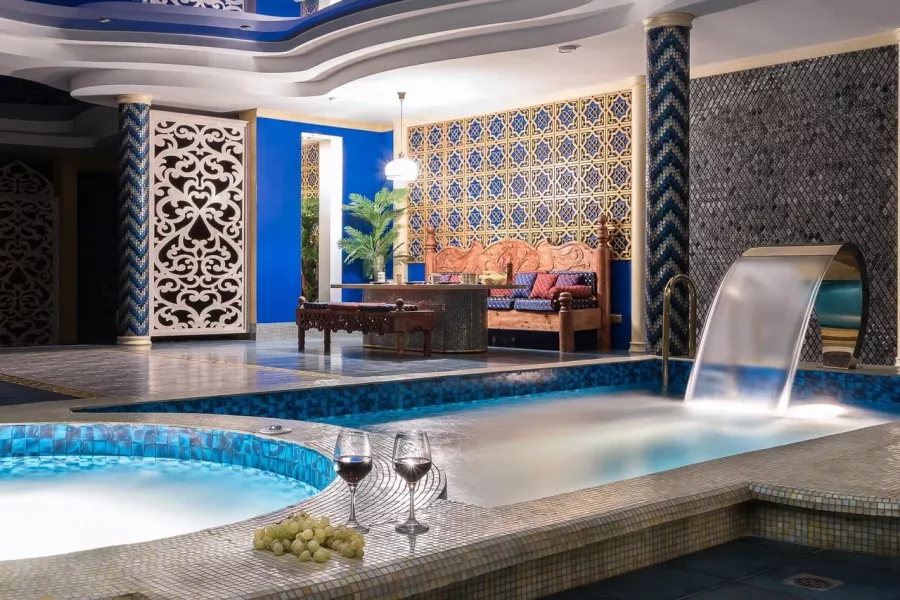 VIP Сауна & SPA Эмират в Владивостоке: Легкий пар, Бассейн, Джакузи, Бильярд, Массаж, Комната отдыха,