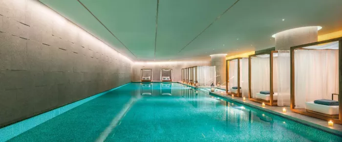 Тренажёрный зал в отеле The BVLGARI SPA  в  Пекине
