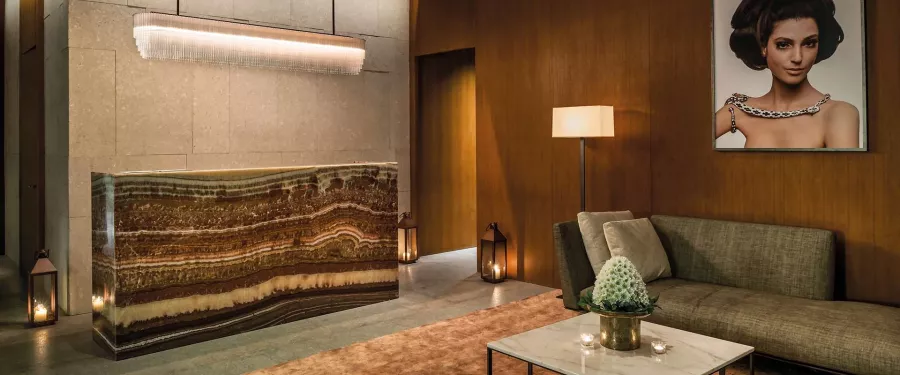 Тренажёрный зал в отеле The BVLGARI SPA в Пекине: Салон маникюра и педикюра, Бассейн, Тренажерный зал,