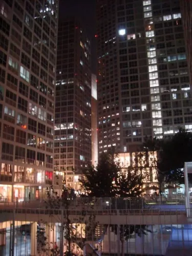 Торговый центр,,Jianwai SOHO / SOHO China’’ в Пекине