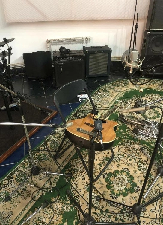 Студия звукозаписи Pro-Live FAMILY RECORDS в Ейске: Запись, Инструмента, Вокал, Звукорежиссер ,