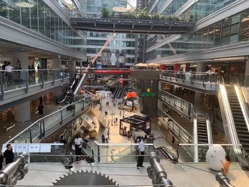 Торговый центр «Parkview Green»