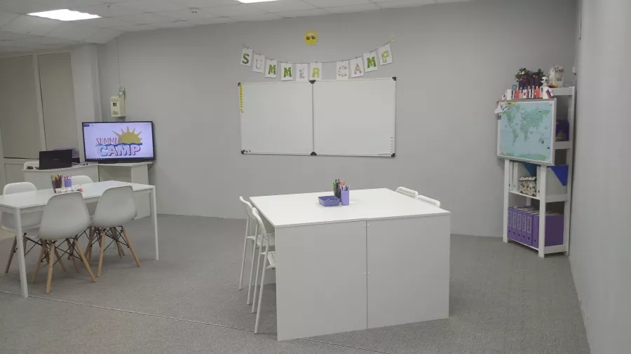 Языковые курсы MAGIC ENGLISH STUDIO в Ейске: Английский язык, Для детей, Для взрослых, Игровая форма, Летний английский лагерь,