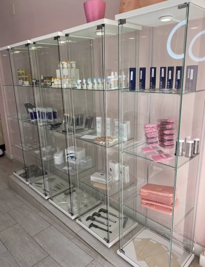 Салок красоты Good Look Extensiones de pestañas y micropigmentacion в Валенсии: Салон красоты, Волосы, Парикмахер, Красота,