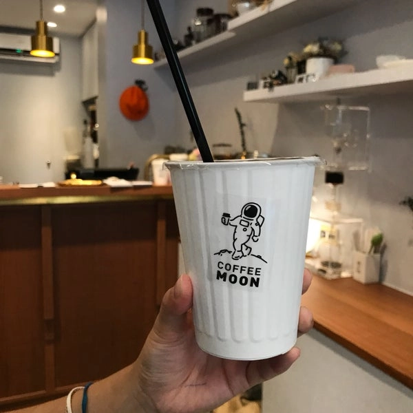 Кофейня Coffee Moon в Владивостоке: Кофейня, Кофе, Еда,