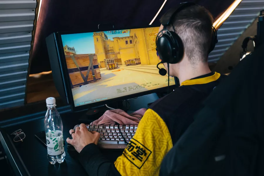 Игровой клуб Drift Hub в Владивостоке: Компьютерный клуб, Развлечение, Киберспорт, Игры,