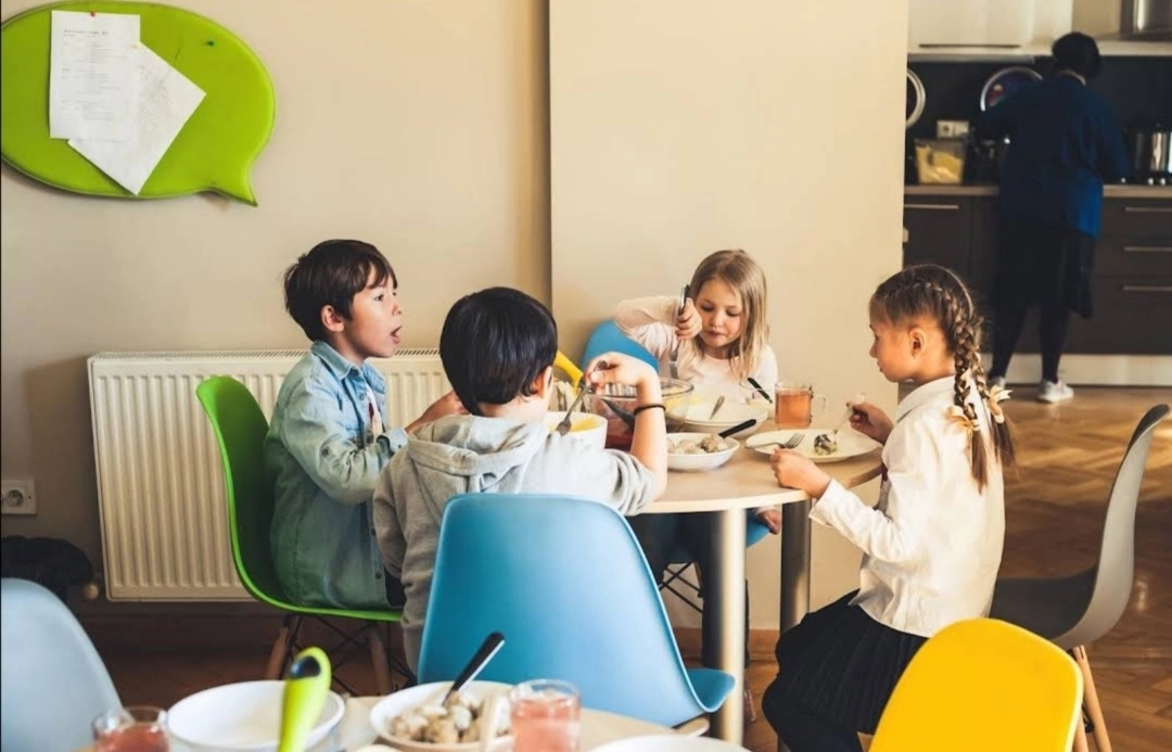 Школа "Проектор" (სკოლა "პროექტორი")