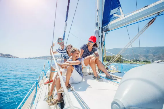 Аренда яхт в "Kemer Tour"