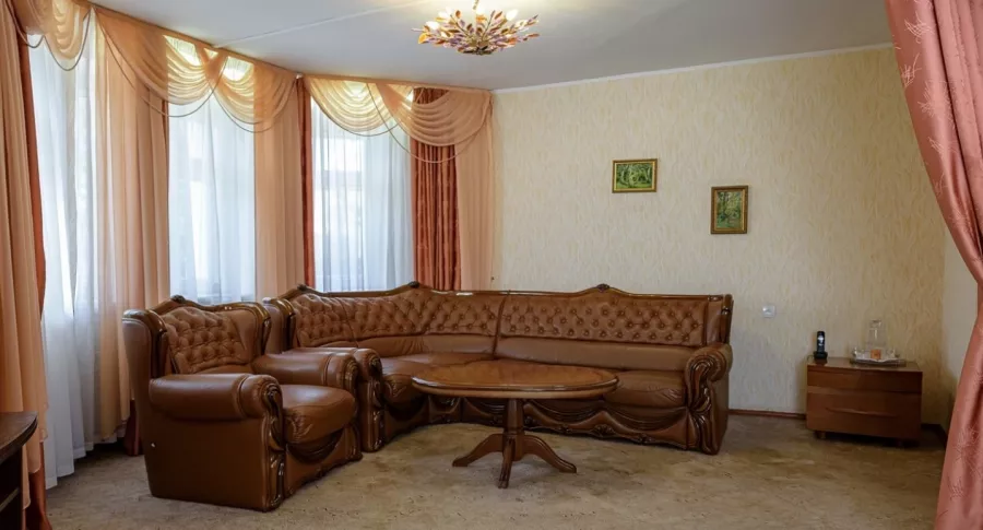 Гостиничный комплекс Микос в Перми: Жильё, Путешествие, Чилим, Сауна, Бассейн,