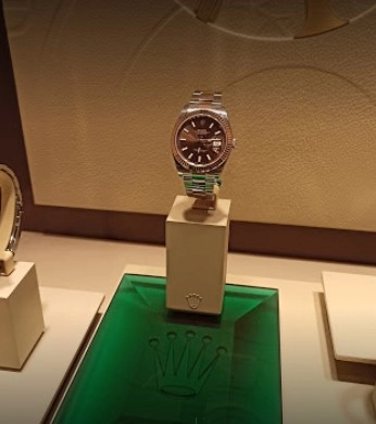 Бутик часов Rhodium Nisantasi - Rolex Butik в Стамбуле: Часы, Модно, Шоппинг, стиль, Подарки, Мода,