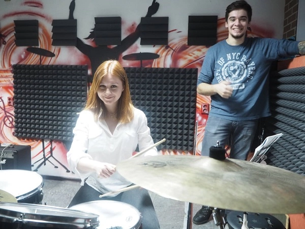 Музыкальная школаRock Way в Нижнем Новгороде: музыкальная школа, ударные, Вокал, гитара, бас-гитара,