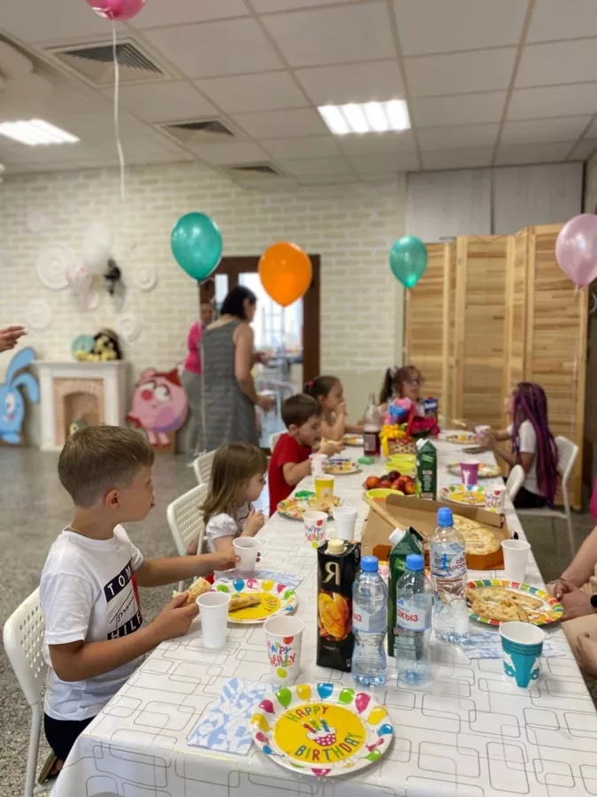 Клуб для детей и подростков Мастерская Чудес в Ростове-на-Дону: Праздник, Иностранные языки , Студия, Игры,