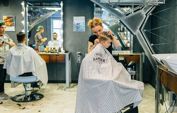 Barbershop V8 в Нижнем Новгороде: барбершоп, стиль, нижний новгород, борода, усы, парикмахерская, мужской клуб, Стрижка,
