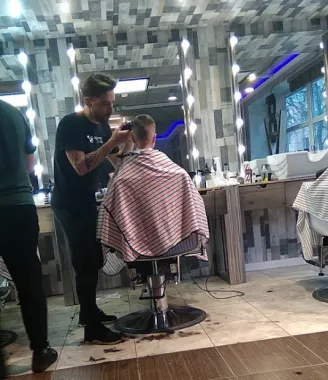 Barbershop "V8".