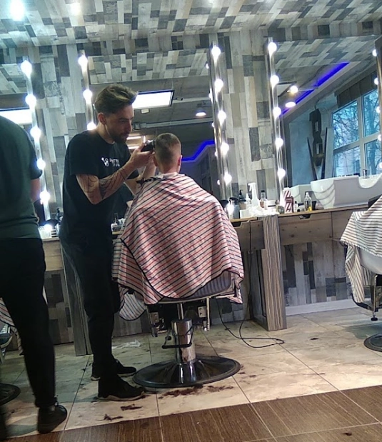 Barbershop V8 в Нижнем Новгороде: барбершоп, стиль, нижний новгород, борода, усы, парикмахерская, мужской клуб, Стрижка,