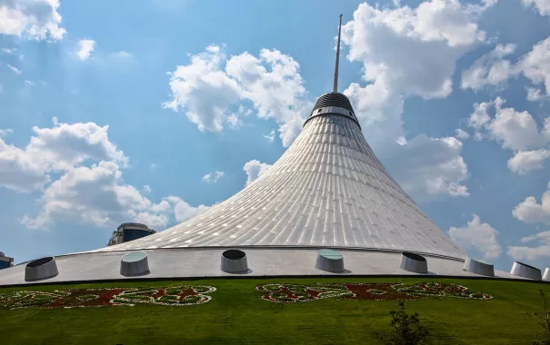 Хан Шатыр