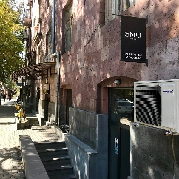 FIRM Barbershop в Ереване: барбершоп, борода, усы, стиль, парикмахерская, мужской клуб, Волосы, Стрижка,
