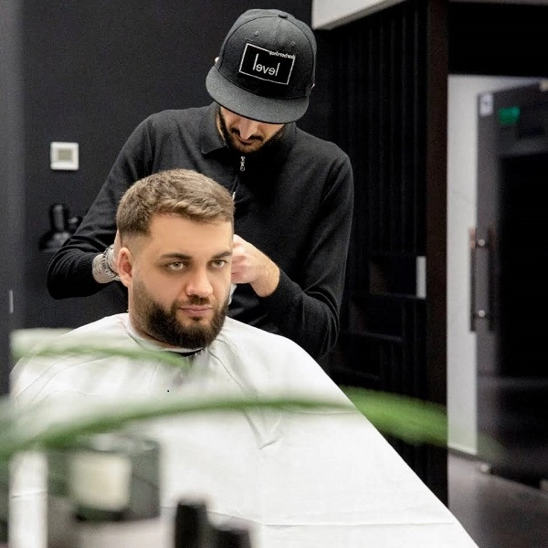Level Barbershop в Ереване: Стрижка, Волосы, ереван, борода, усы, стиль, парикмахерская, барбершоп, мужской клуб,