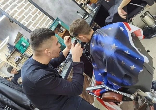 Barbershop by Arsen Gevorgyan в Ереване: барбершоп, борода, усы, стиль, парикмахерская, мужской клуб, ереван, Волосы, Стрижка,