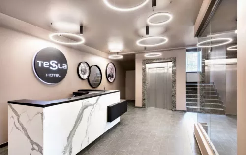 Отель Тесла  в  Москве