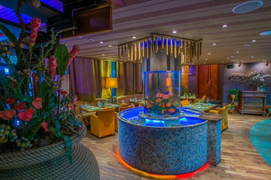 BambooBar в Москва Сити в Москве: Паназиатская кухня, Летняя веранда, Семейное кафе, Детское меню, Караоке, Живая музыка, Доставка еды, Когда скучно,