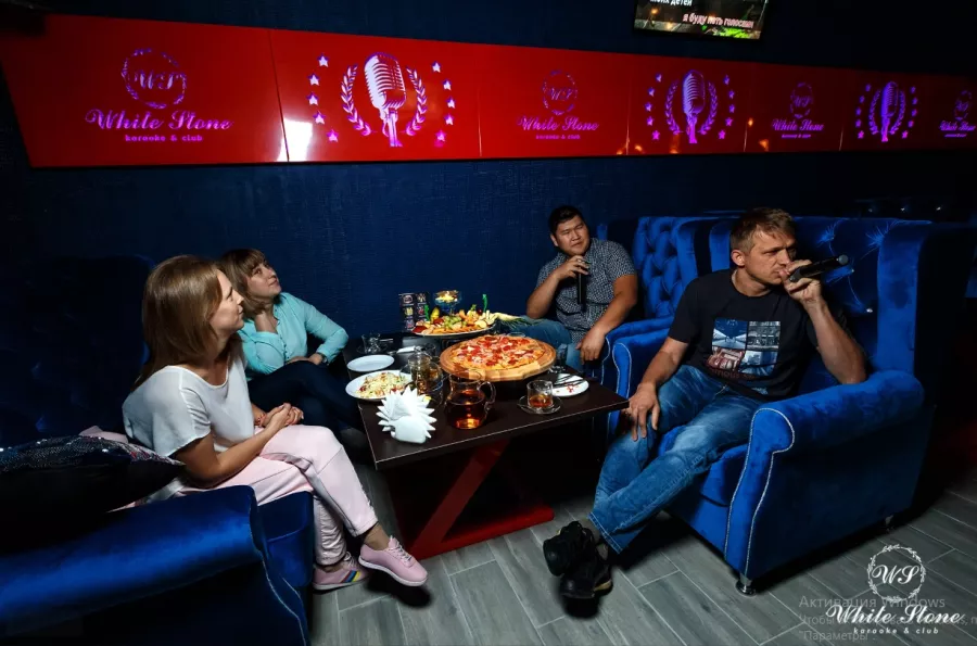 Ресторан-клуб 'White Stone'' в Видном: Клуб, Бар, Ресторан, Караоке, Танцы,