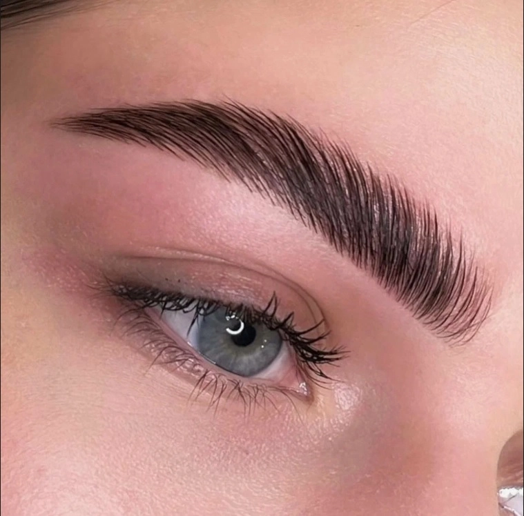 Студия маникюра NailMaker Bar в Москве: Ногти, Маникюр, Педикюр, Ресницы, Брови, Красота,