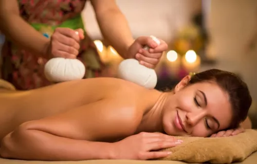 Сеть тайских SPA салонов Thai-SPA 7 красок в Москве