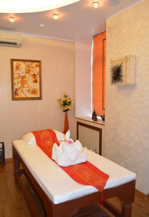 Сеть тайских SPA салонов Thai-SPA 7 красок в Москве: Массаж, Балийский массаж, Тайский массаж,
