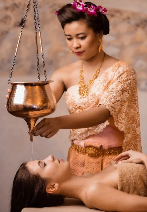 Сеть тайских SPA салонов Thai-SPA 7 красок в Москве: Массаж, Балийский массаж, Тайский массаж,