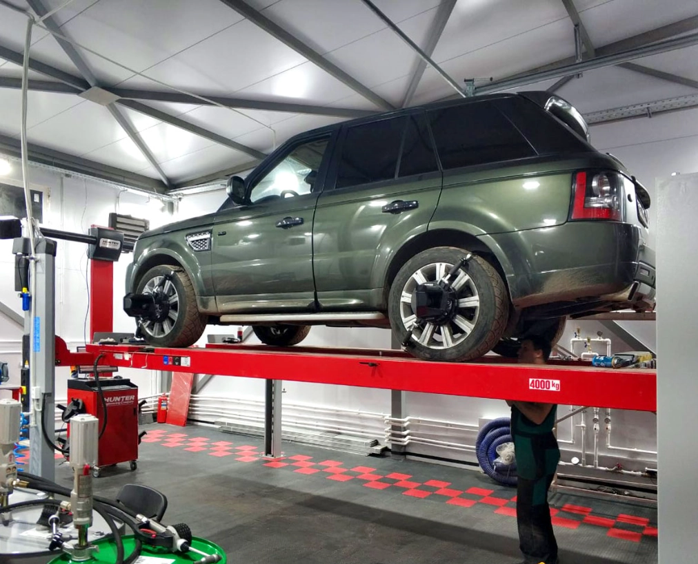 Автотехцентр "Wheels service''.