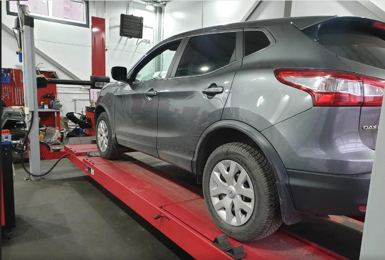 Автотехцентр "Wheels service''.