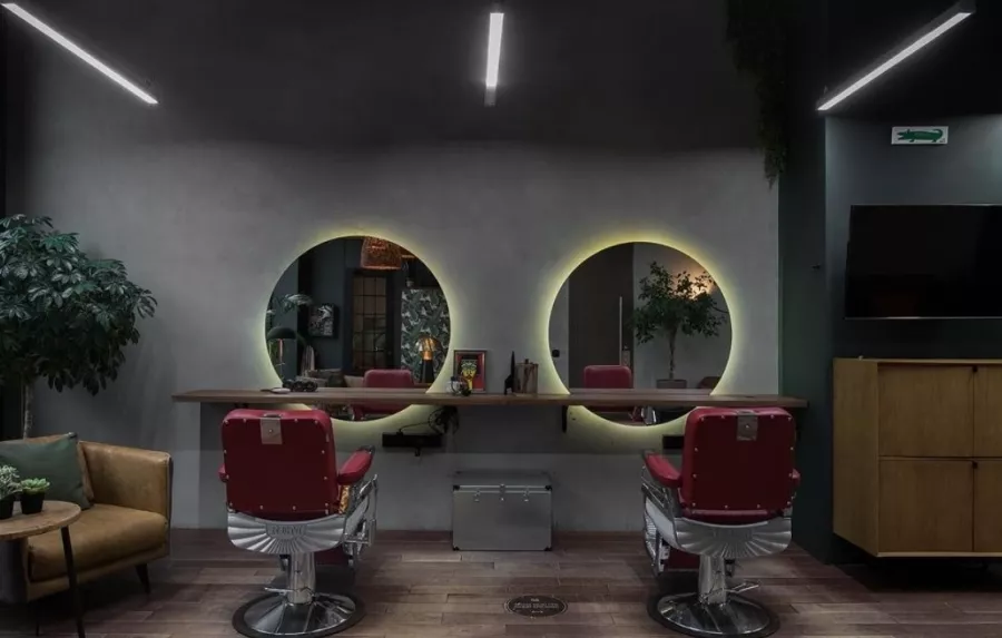 Мужская парикмахерская 5/8 в Москве: Парикмахер, Волосы, Стрижка, Бритье, Маникюр, Брови, Красота,