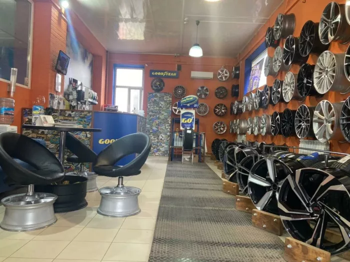 Шиномонтаж "Шинный Дом"