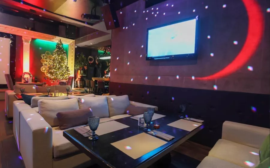 Караоке-клуб Hamilton Lounge Bar в Москве: Бар, Ночной Клуб, Кафе, Танцпол, Стриптиз, Караоке, Живая музыка, Ресторан,
