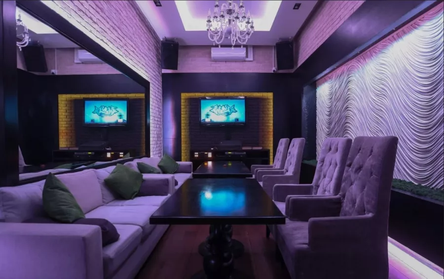Караоке-клуб Hamilton Lounge Bar в Москве: Бар, Ночной Клуб, Кафе, Танцпол, Стриптиз, Караоке, Живая музыка, Ресторан,