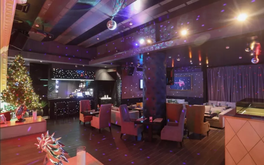 Караоке-клуб Hamilton Lounge Bar в Москве: Бар, Ночной Клуб, Кафе, Танцпол, Стриптиз, Караоке, Живая музыка, Ресторан,