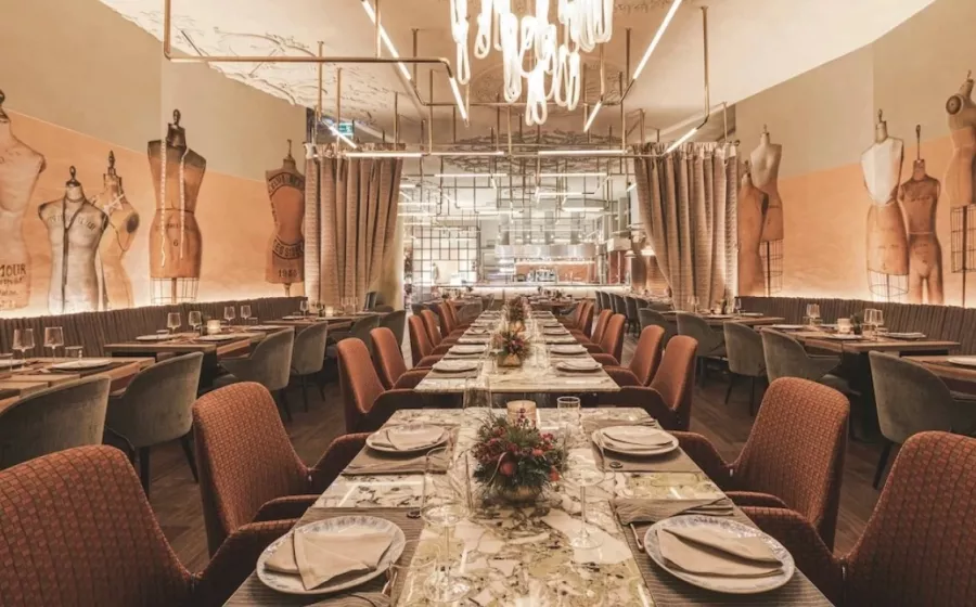 Гостиница 5* The Carlton, Moscow в Москве: Отель, Гостиница, Ресторан, Терраса, Бар, СПА,