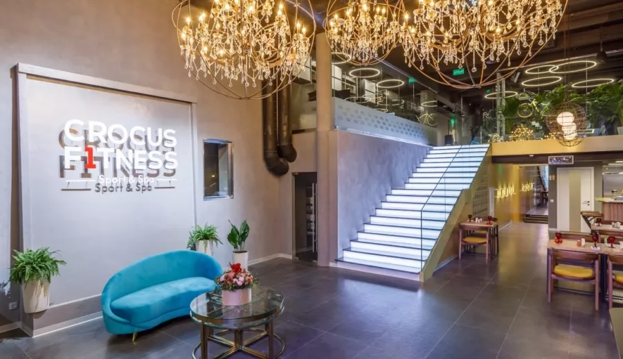 Фитнес центр Crocus Fitness в Москве: Аэробика, Боевые искусства, Йога, Кроссфит, Пилатес, Бассейн, Стретчинг, Les Mills Barre, Тренажёры, Банный комплекс, Массаж, Зона релаксации , Танцевальная программа, Сайкл, Хаммам, Бокс,