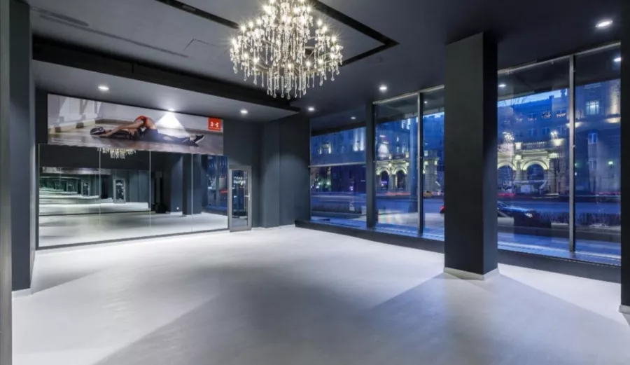 Фитнес центр Crocus Fitness в Москве: Аэробика, Боевые искусства, Йога, Кроссфит, Пилатес, Бассейн, Стретчинг, Les Mills Barre, Тренажёры, Банный комплекс, Массаж, Зона релаксации , Танцевальная программа, Сайкл, Хаммам, Бокс,