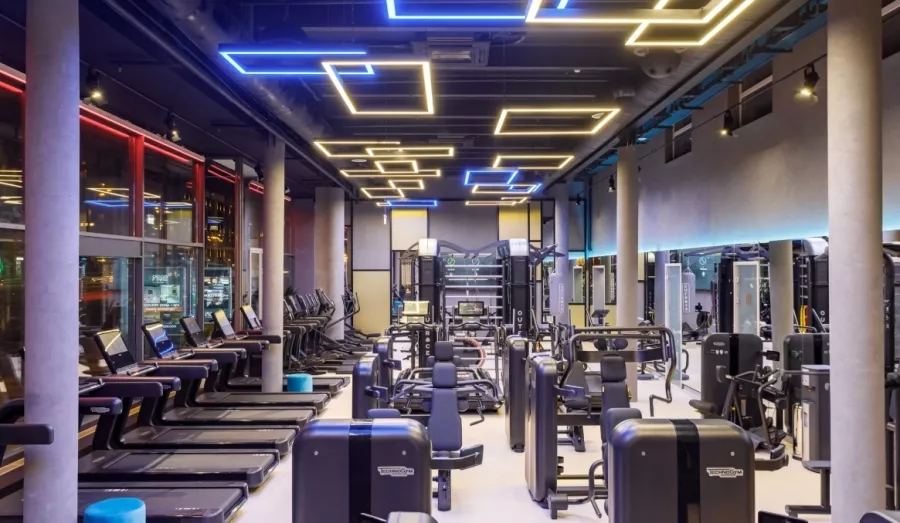 Фитнес центр Crocus Fitness в Москве: Аэробика, Боевые искусства, Йога, Кроссфит, Пилатес, Бассейн, Стретчинг, Les Mills Barre, Тренажёры, Банный комплекс, Массаж, Зона релаксации , Танцевальная программа, Сайкл, Хаммам, Бокс,