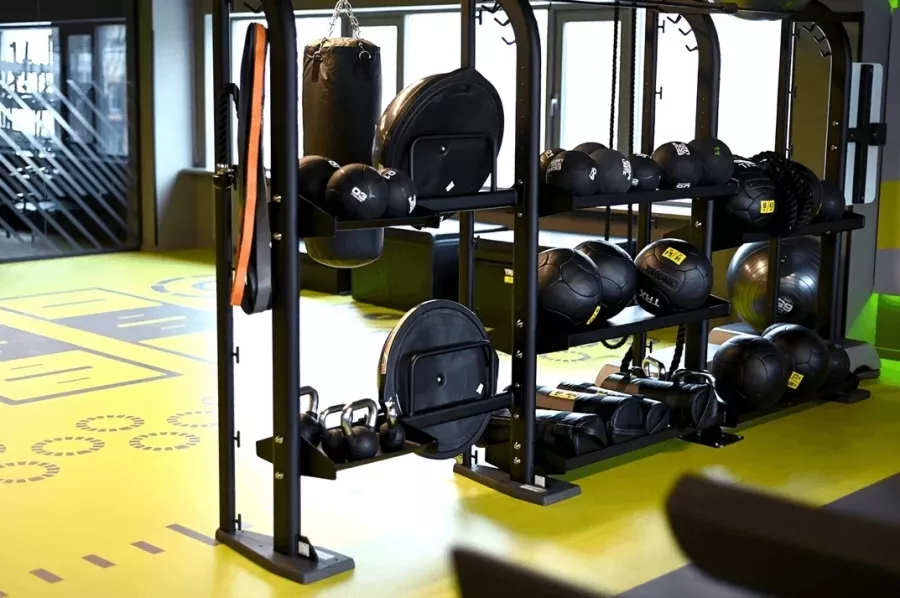 Фитнес-клуб Fitnation в Москве: Бодифлекс, Йога, Пилатес, Сайкл, Шейпинг, Hot iron, TRX тренировки, Тренажёры, Батут, Body relax, Step Fit, Групповые уроки, Les Mills,